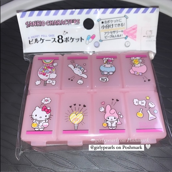 Hello Kitty Pill Case Travel Organizer with 8 “Pockets” Sanrio NEW - Picture 1 of 8